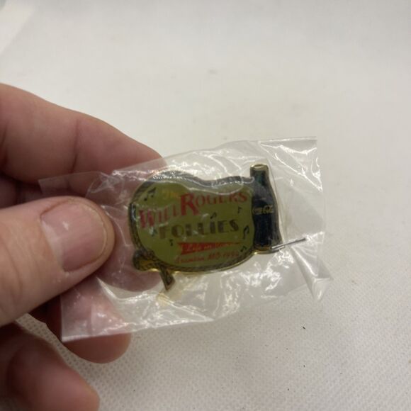 Will Rogers Follies Branson MO 1994 Souvenir Pin A Life in Revue Coca-Cola - Picture 1 of 3